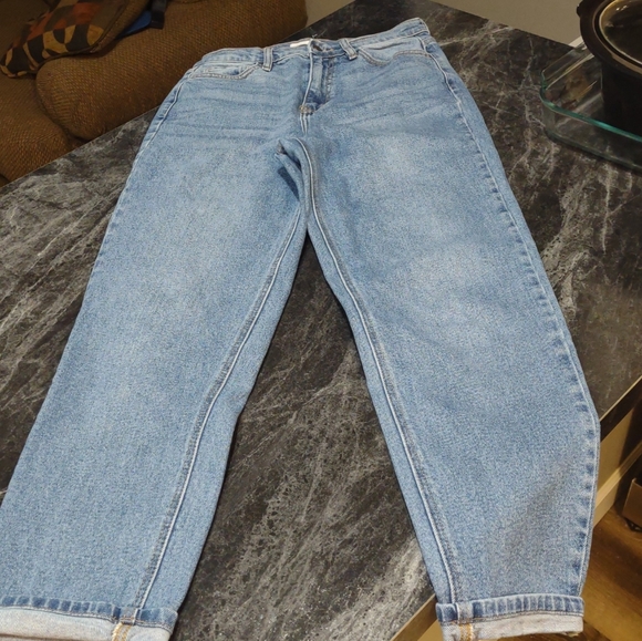 Crop Jeans - Picture 4 of 4